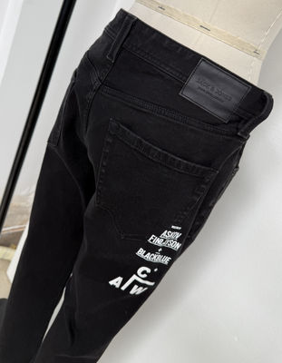 Dưới denim vải thoải mái và dễ thở cho tất cả các ngày mặc