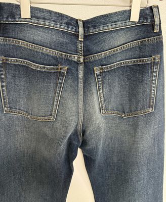 Đường đùi trung bình cao cắt đáy denim cho một phù hợp phổ quát tán dương