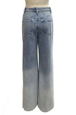 Bottom denim đùi cao để tạo ra một hình bóng ngọt ngào và thời trang