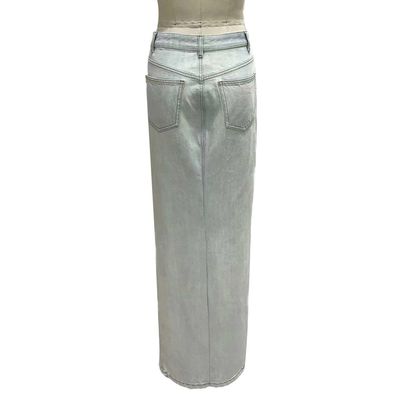Bottom Denim đùi cao cho một hình bóng kéo dài ngọt ngào