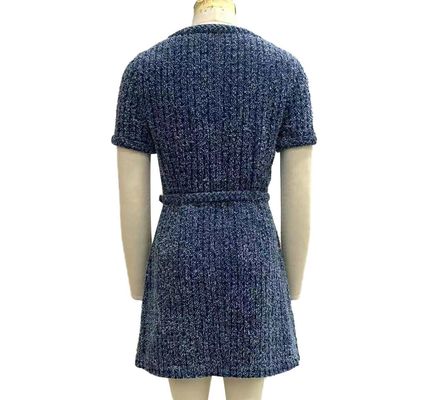 Đồ quần jean vải dệt cho một cái nhìn lấy cảm hứng từ cổ điển