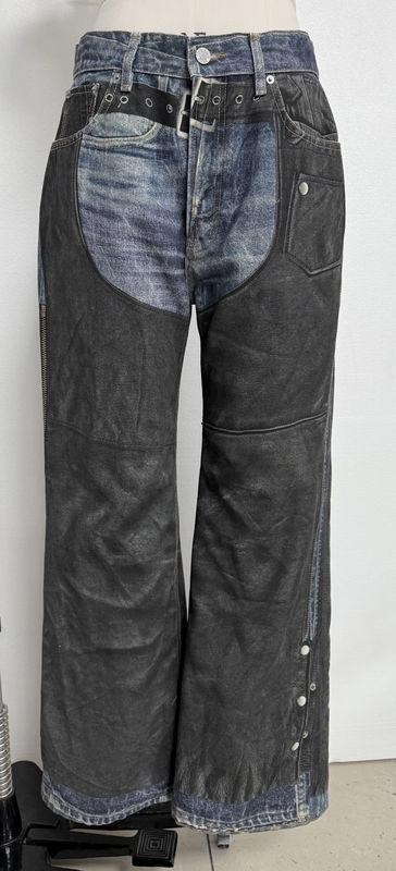 Phép giả hai mảnh ảo giác quần jean cắt thẳng với vintage lấy cảm hứng từ bản in kỹ thuật số